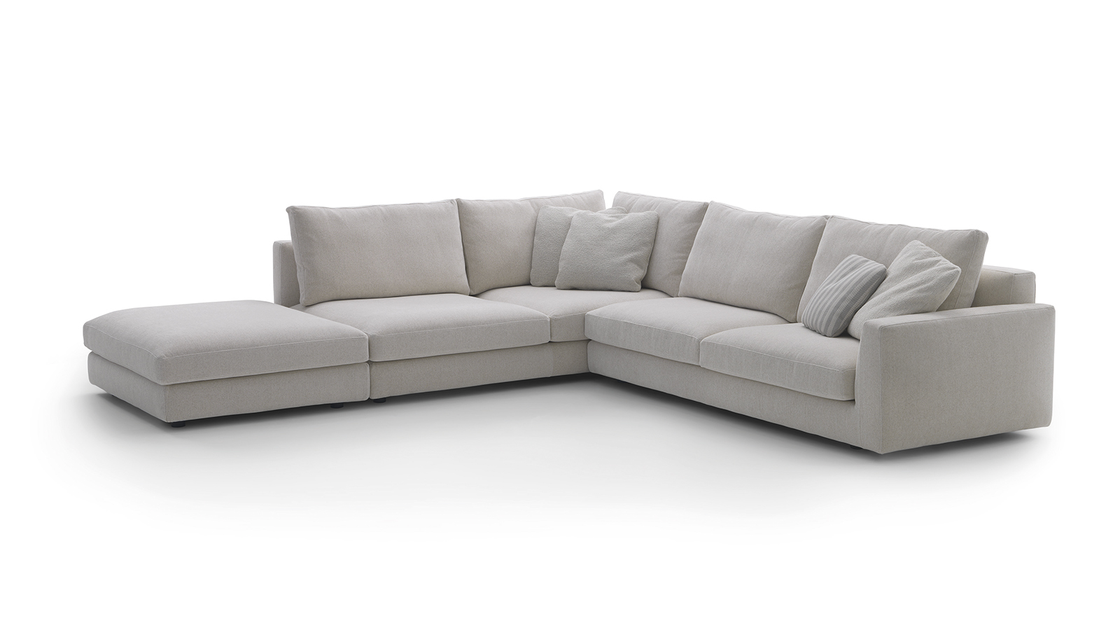 arflex-Rendez-vous-sofa-modular-seatsystem-design-Mauro-Lipparini-fabric-leather-living-hospitality-project-luxury-twoseats-threeseats-madeinitaly-removablecover-modern-contemporary
