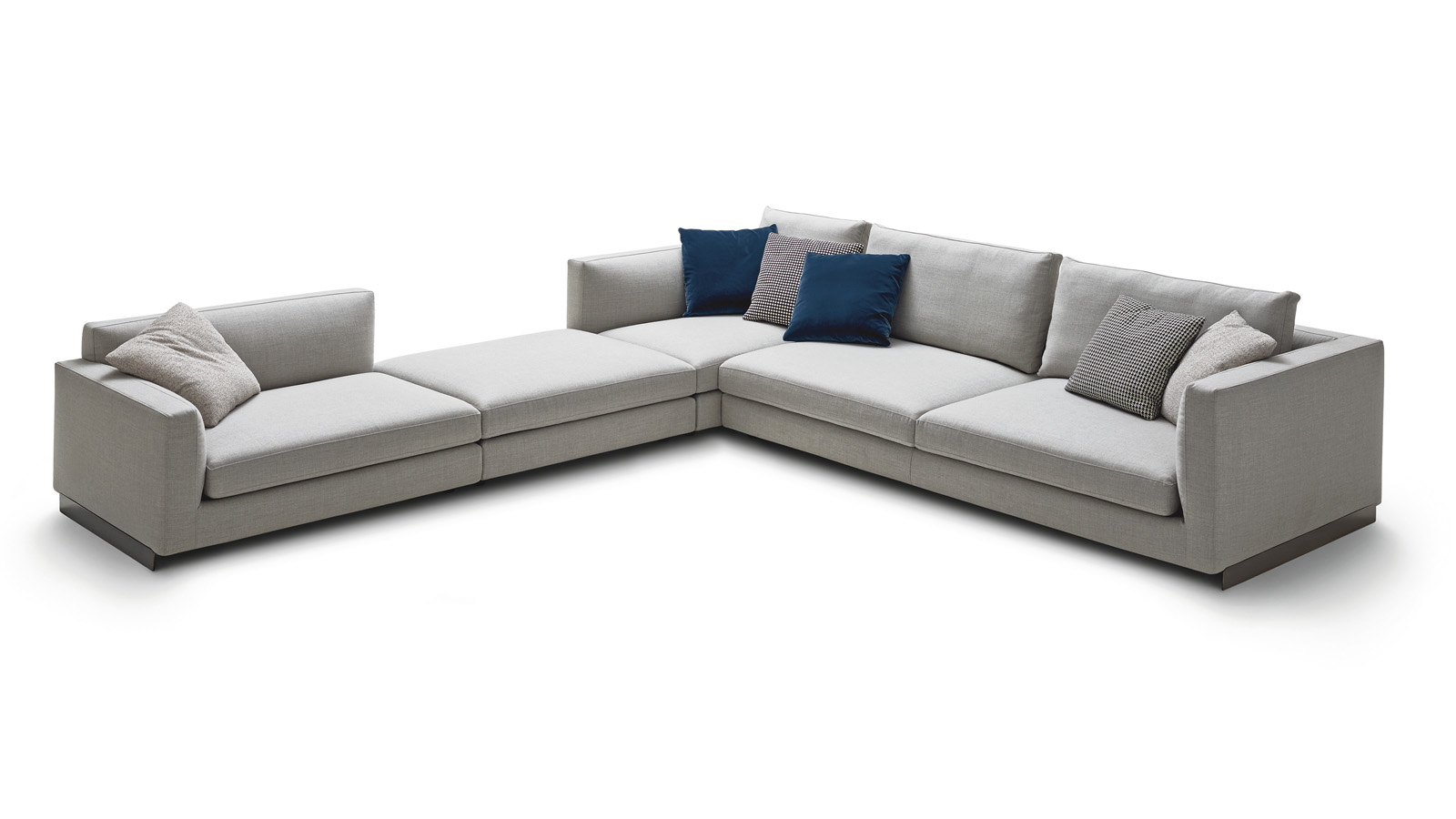 arflex-Rendez-vous-sofa-modular-seatsystem-design-Mauro-Lipparini-fabric-leather-living-hospitality-project-luxury-twoseats-threeseats-madeinitaly-removablecover-modern-contemporary