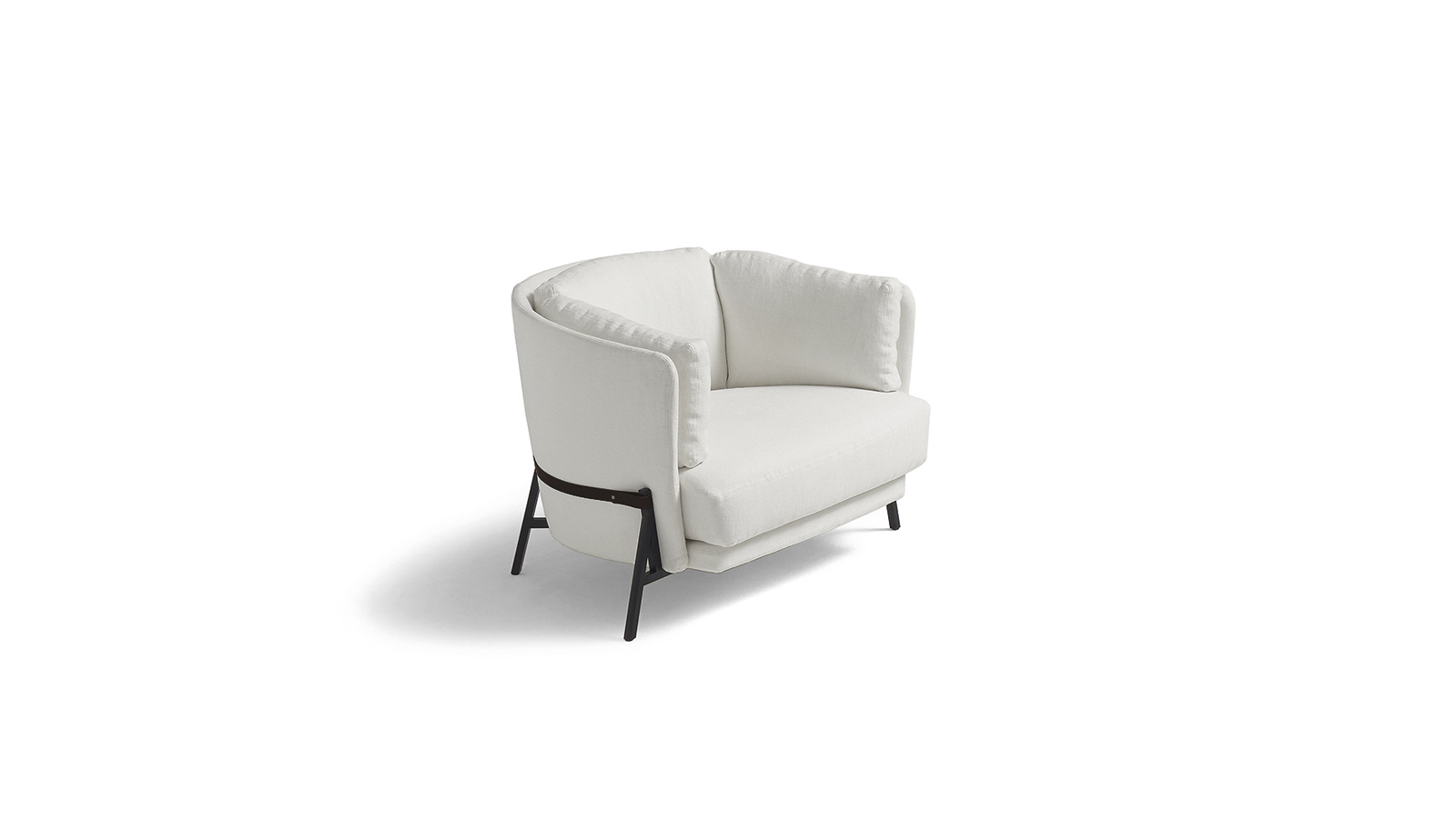 arflex-Cradle-armchair-design-Neri-Hu-fabric-backrest-low-living-hospitality-project-luxury-madeinitaly-modern-contemporary