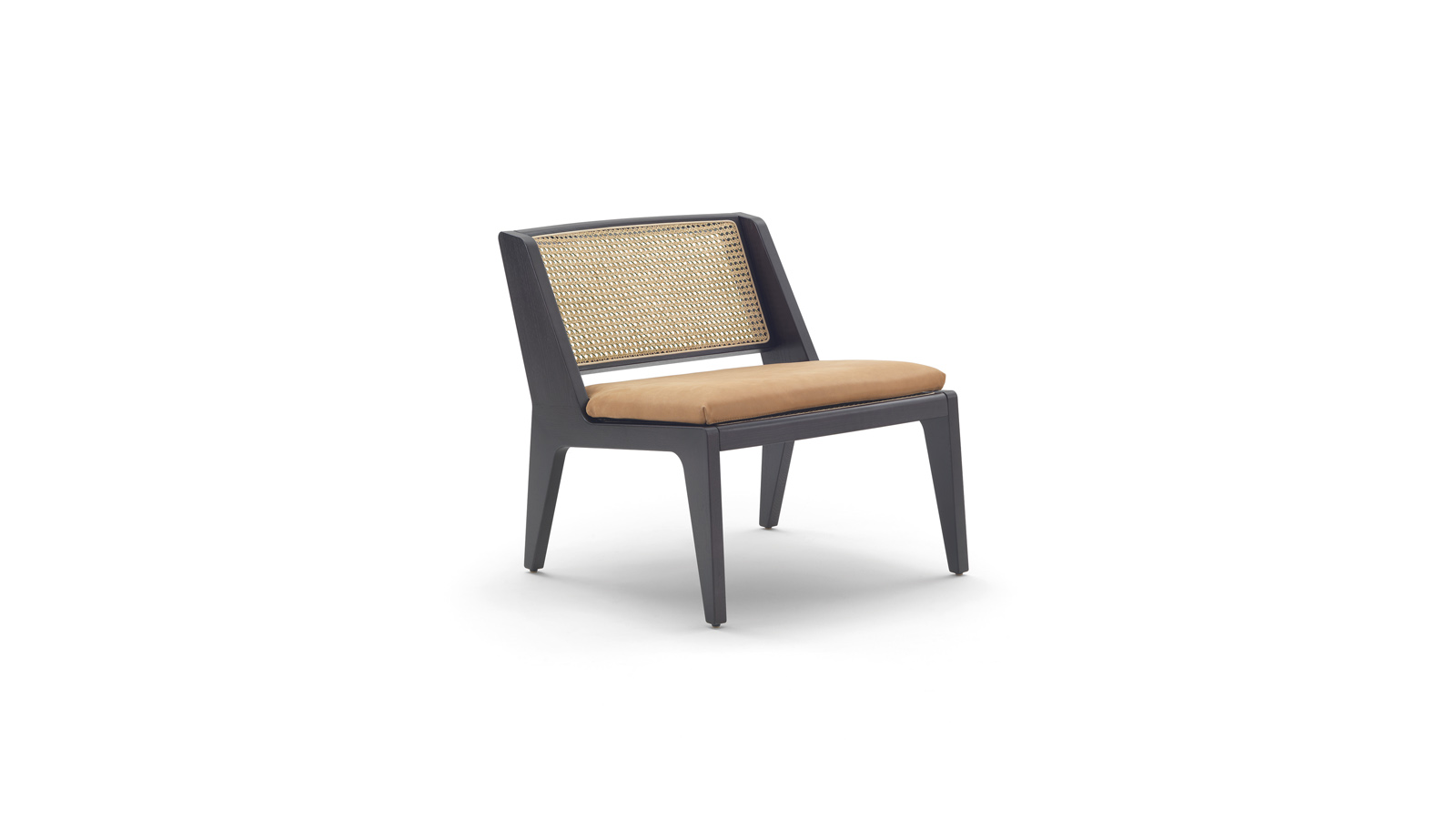arflex-deltavienna-armchair-design-Claesson-Koivisto-Rune-wood-rattan-paglia-vienna-fabric-leather-backrest-low-living-hospitality-iconic-'50s-project-luxury-madeinitaly-removable-modern-contemporary