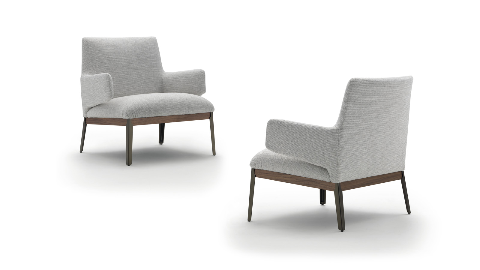 arflex-Hug-armchair-design-Claesson-Koivisto-Rune-fabric-leather-backrest-high-low-living-hospitality-project-luxury-madeinitaly-removablecover-modern-contemporary