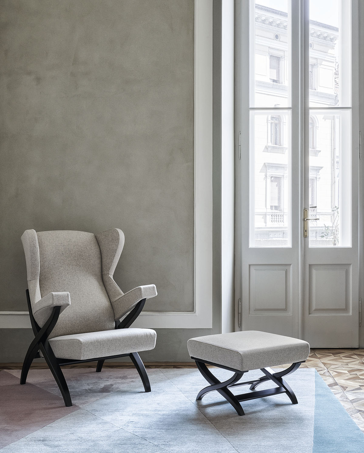 spazioarredoitalia.livealian-design-story-livingroom-house-design-living-hospitality-project- luxury -madeinitaly-epoque-fiorenza-pouf