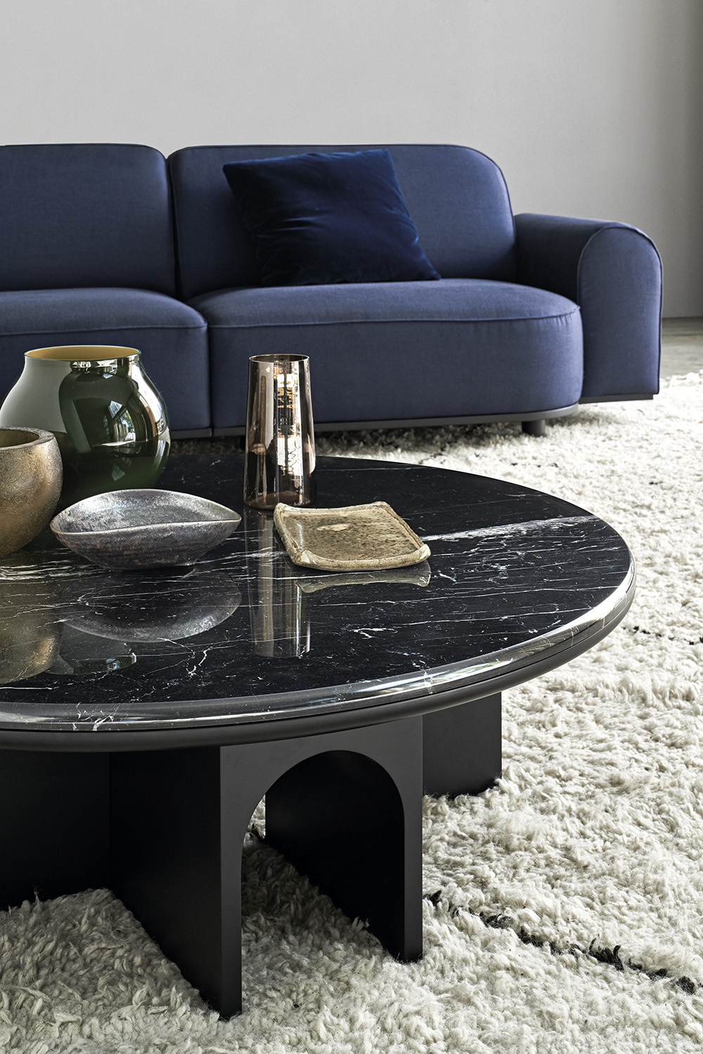 spazioarredoitalia.livealian-design-story-livingroom-house-design-living-hospitality-project- luxury -madeinitaly-minimal-arcolor